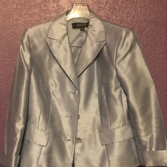 Dressy Suit - Picture 2 of 3